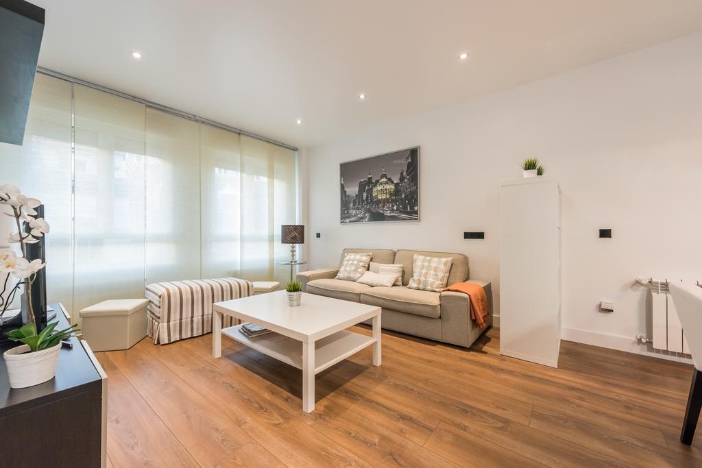 Puerta Del Sol 3Wc Apartment Madrid Room photo